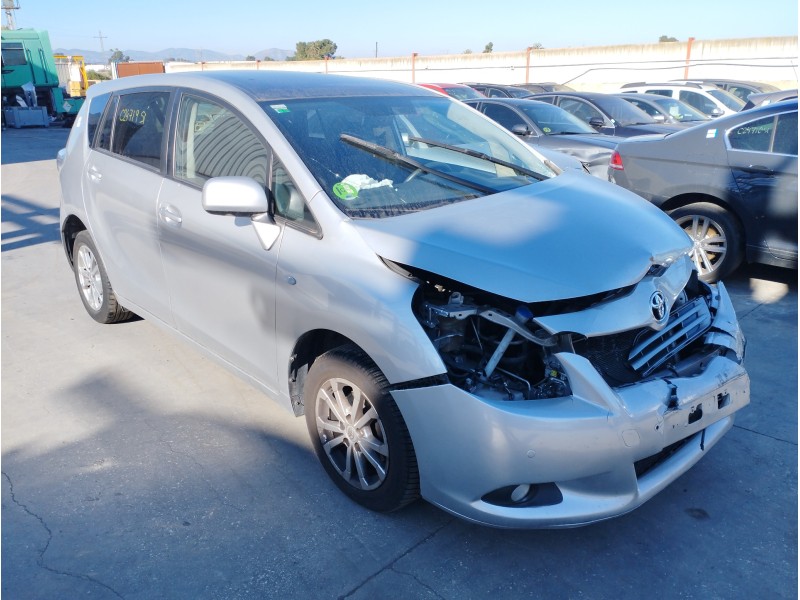 TOYOTA VERSO