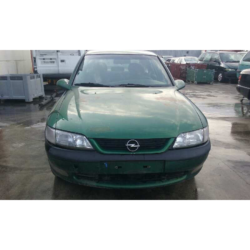 OPEL VECTRA B BERLINA