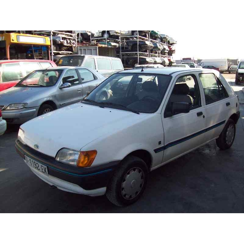 ford fiesta berl./courier del año 1989