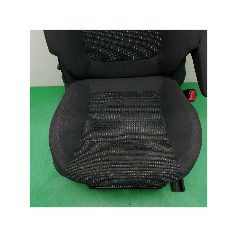 ASIENTO DELANTERO DERECHO