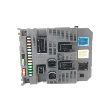 CAJA RELES / FUSIBLES 9664156780 BSI2004P10 