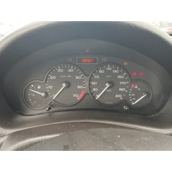 peugeot 206 berlina del año 2002