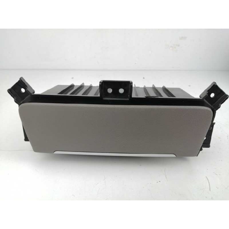 Recambio de consola central para hyundai h350 kasten 2.5 crdi cat referencia OEM IAM 8478059000 POSAVASOS 