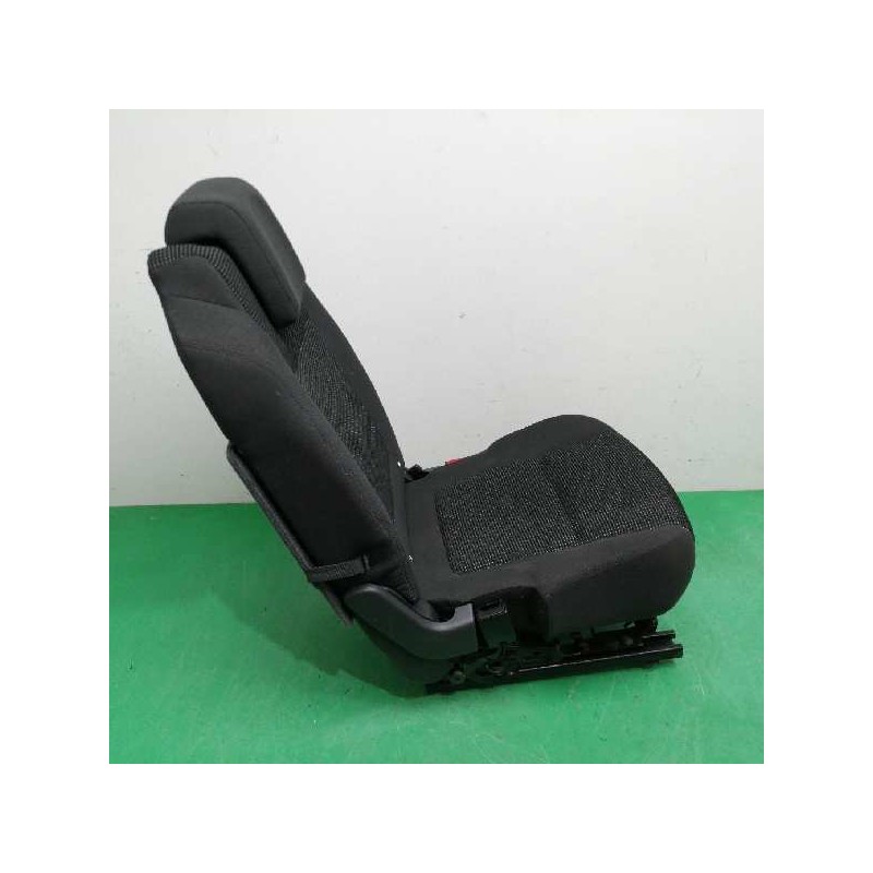 ASIENTO TRASERO MEDIO