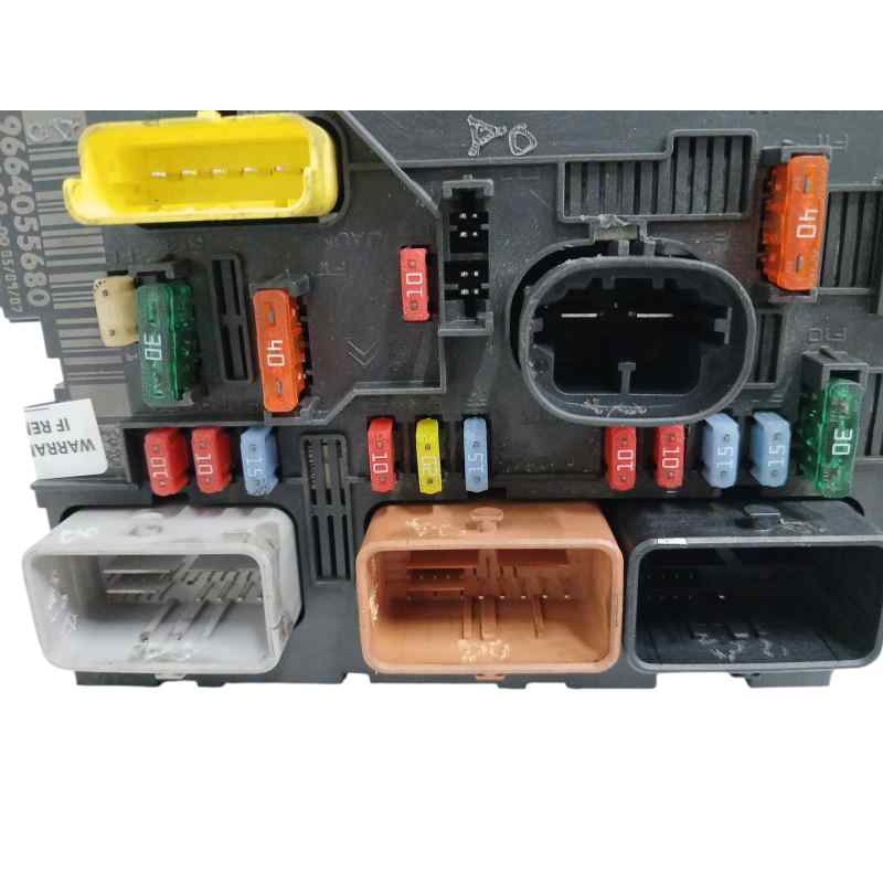 CAJA RELES / FUSIBLES CENTRALITA BSM