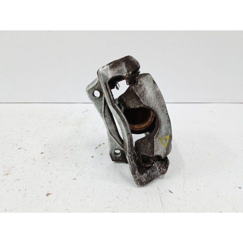 Recambio de pinza freno delantera derecha para renault zoe (bfm_) zoe referencia OEM IAM 410008620R  