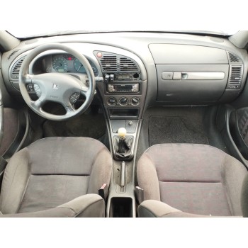 citroën xsara berlina del año 1999