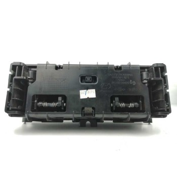 Recambio de consola central para hyundai h350 kasten 2.5 crdi cat referencia OEM IAM 8478059000 POSAVASOS 