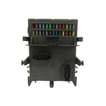 Recambio de caja reles / fusibles para renault laguna ii (bg0) 1.6 referencia OEM IAM 8200004201E  