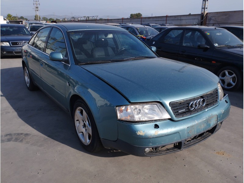 AUDI A6 BERLINA (4B2)