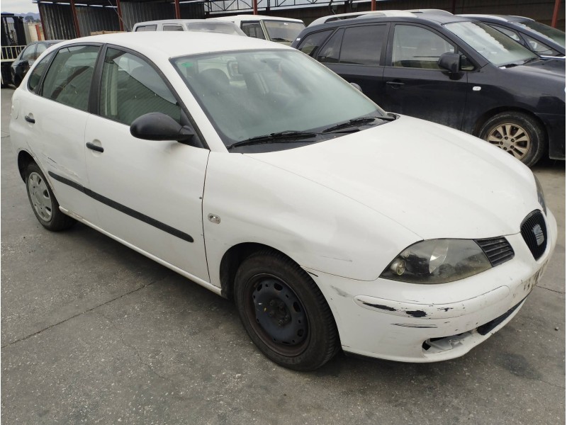 seat ibiza (6l1) del año 2003
