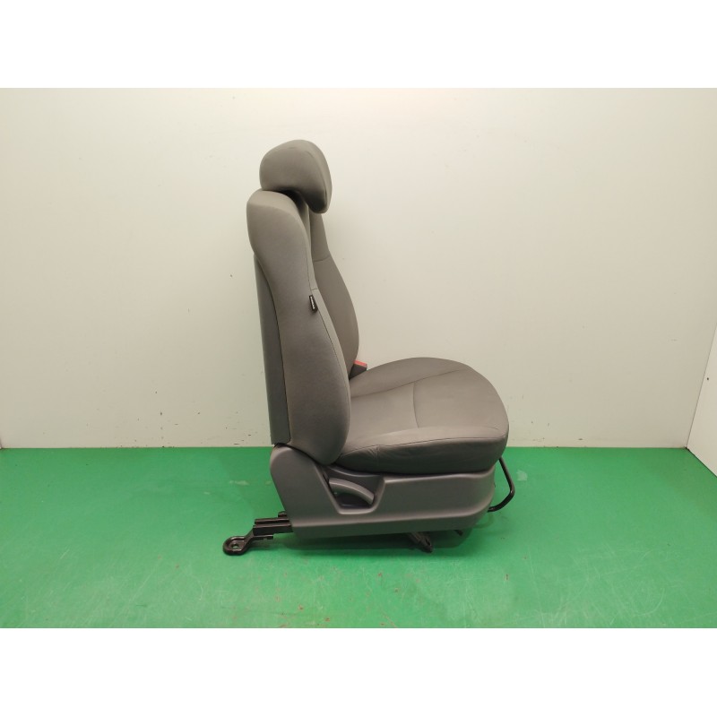 ASIENTO DELANTERO DERECHO