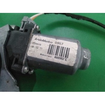 Recambio de elevalunas delantero izquierdo para renault twingo dynamique referencia OEM IAM FUNDA 8200384743 