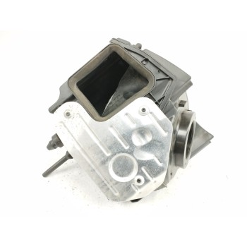 Recambio de filtro aire para audi a4 avant (8w5) 2.0 16v tdi referencia OEM IAM 8W0133835P  