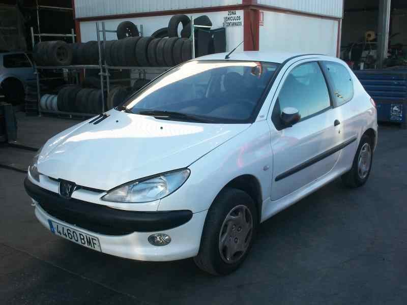 PEUGEOT 206 BERLINA
