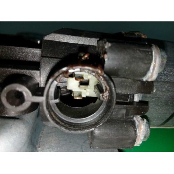 Recambio de elevalunas delantero derecho para renault clio iii expression referencia OEM IAM FUNDA 8200826165 3 PUERTAS CARIBE F