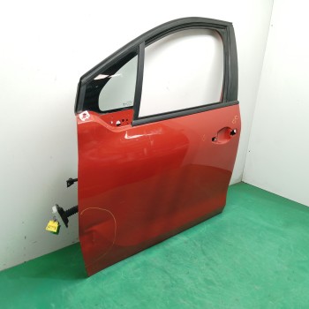 Recambio de puerta delantera izquierda para peugeot 208 1.2 12v vti referencia OEM IAM 9673558680 NECESITA REPARACION OBSERVAR F