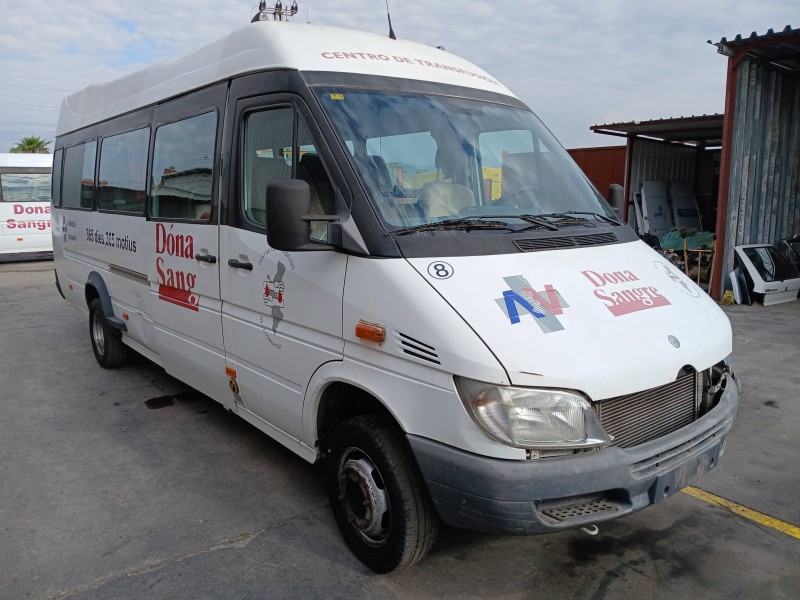 mercedes-benz sprinter 02.00  caja cerrada, techo elevado del año 2001