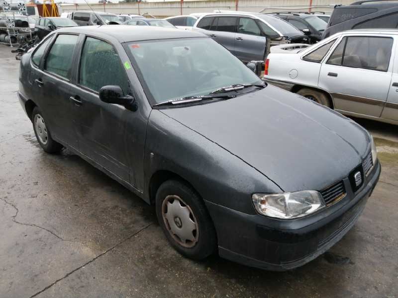 SEAT CORDOBA BERLINA (6K2)