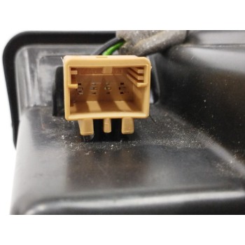 Recambio de no identificado para audi a4 avant (8w5) 2.0 16v tdi referencia OEM IAM 8W9035382B SUBWOOFER 