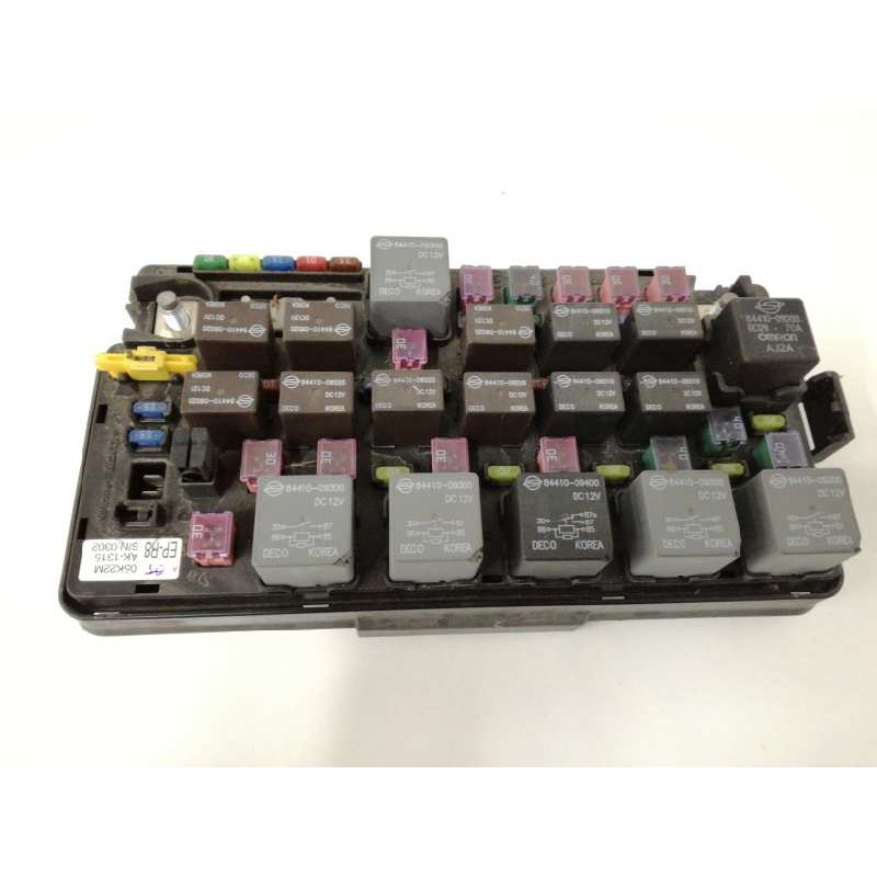 Recambio de caja reles / fusibles para ssangyong kyron 200 xdi 2wd referencia OEM IAM   