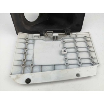 Recambio de tapa exterior combustible para hyundai h350 kasten 2.5 crdi cat referencia OEM IAM   