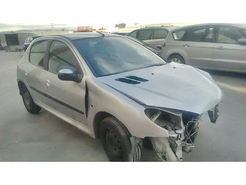 PEUGEOT 206 BERLINA