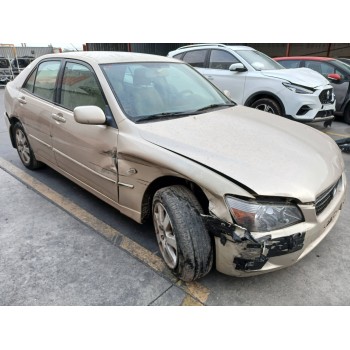 lexus is200 (gxe10) del año 2004