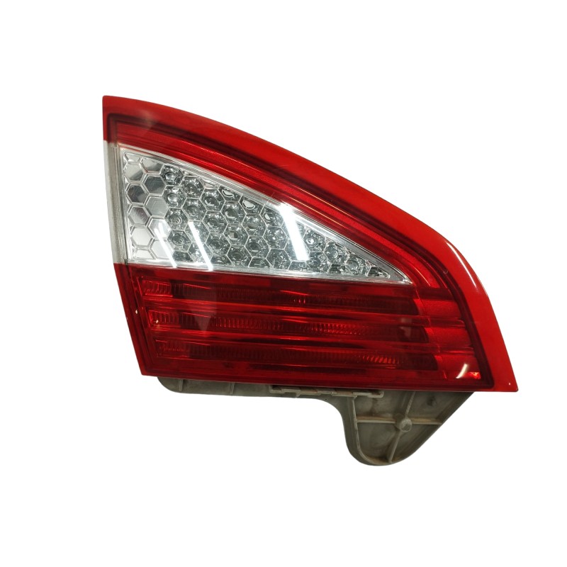 Recambio de piloto trasero izquierdo interior para ford mondeo ber. (ca2) 2.0 tdci cat referencia OEM IAM 7S7113A603A  