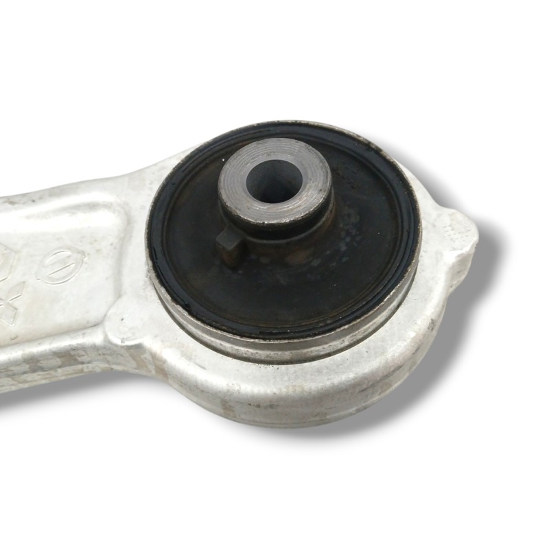 BRAZO SUSPENSION INFERIOR DELANTERO DERECHO