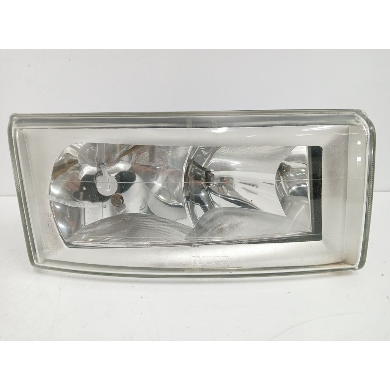 Recambio de faro derecho para iveco daily iii furgoneta 35 s 13 v,35 c 13 v referencia OEM IAM 500307754  