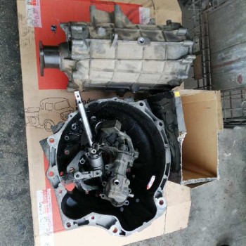 Recambio de despiece caja cambios para iveco daily ka 2.3 diesel cat referencia OEM IAM 8873386  