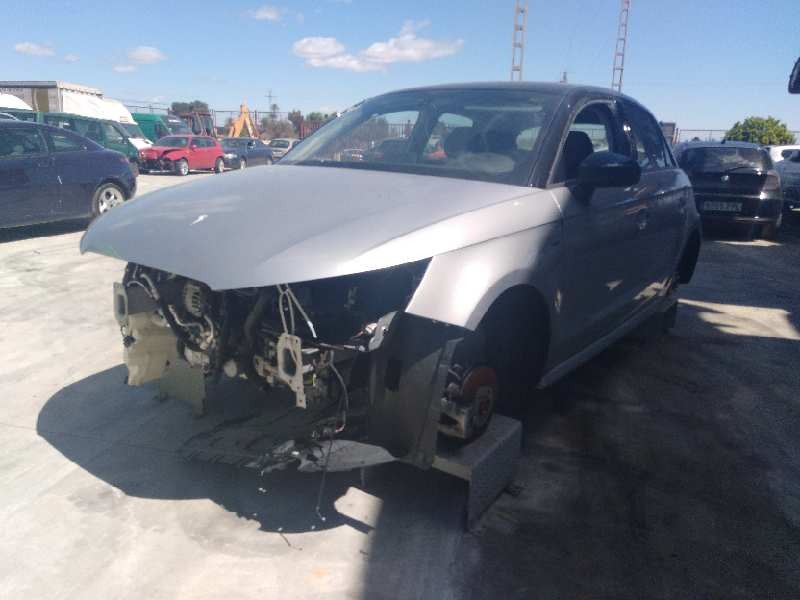 AUDI A1 SPORTBACK (8XF)
