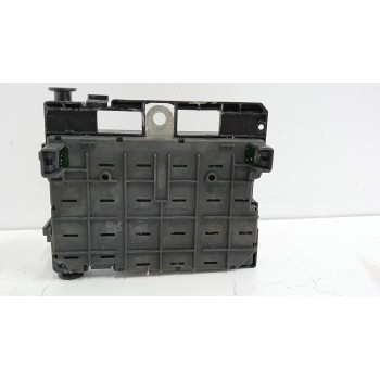 Recambio de caja reles / fusibles para peugeot 206 berlina 1.4 hdi referencia OEM IAM 9657608780  