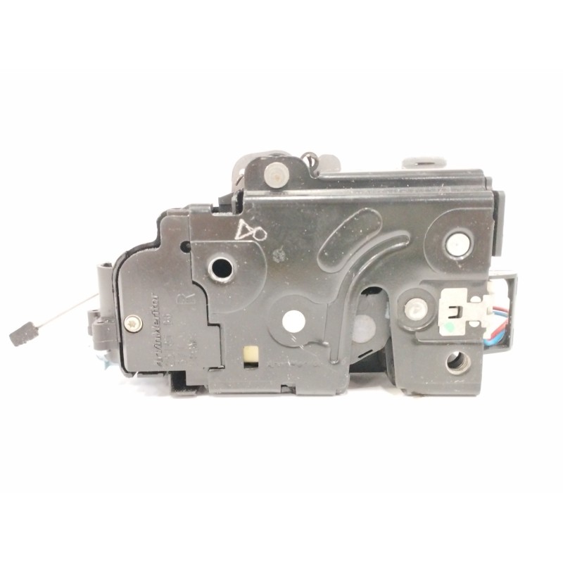 Recambio de cerradura puerta delantera derecha para volkswagen caddy ka/kb (2k) 1.9 tdi referencia OEM IAM 3D2837016S  