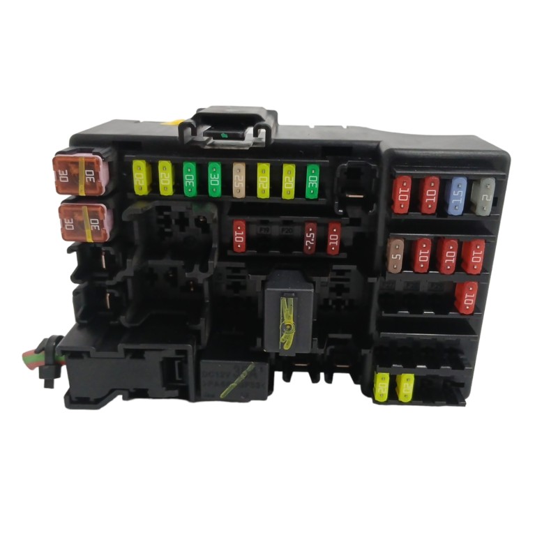 Recambio de caja reles / fusibles para opel adam 1.4 16v referencia OEM IAM   