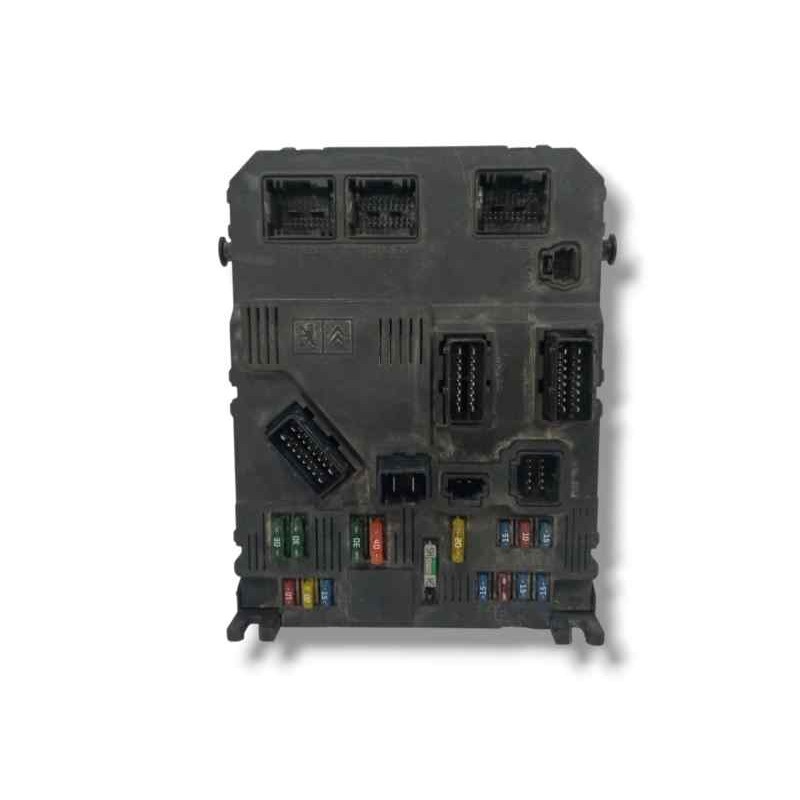 Recambio de caja reles / fusibles para peugeot partner (s2) 1.9 diesel referencia OEM IAM 9649627780  