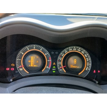 toyota auris del año 2012