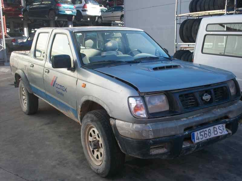 NISSAN PICK-UP (D22)