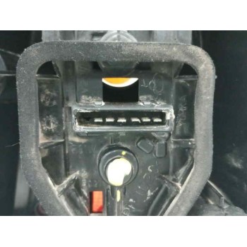 Recambio de piloto trasero izquierdo para peugeot partner (s2) 1.9 diesel referencia OEM IAM   