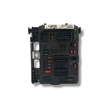 Recambio de caja reles / fusibles para peugeot partner (s2) 1.9 diesel referencia OEM IAM 9643498980  