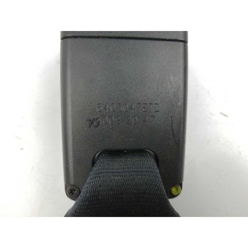 ENGANCHE CINTURON IZQUIERDO TRASERO 640351300C