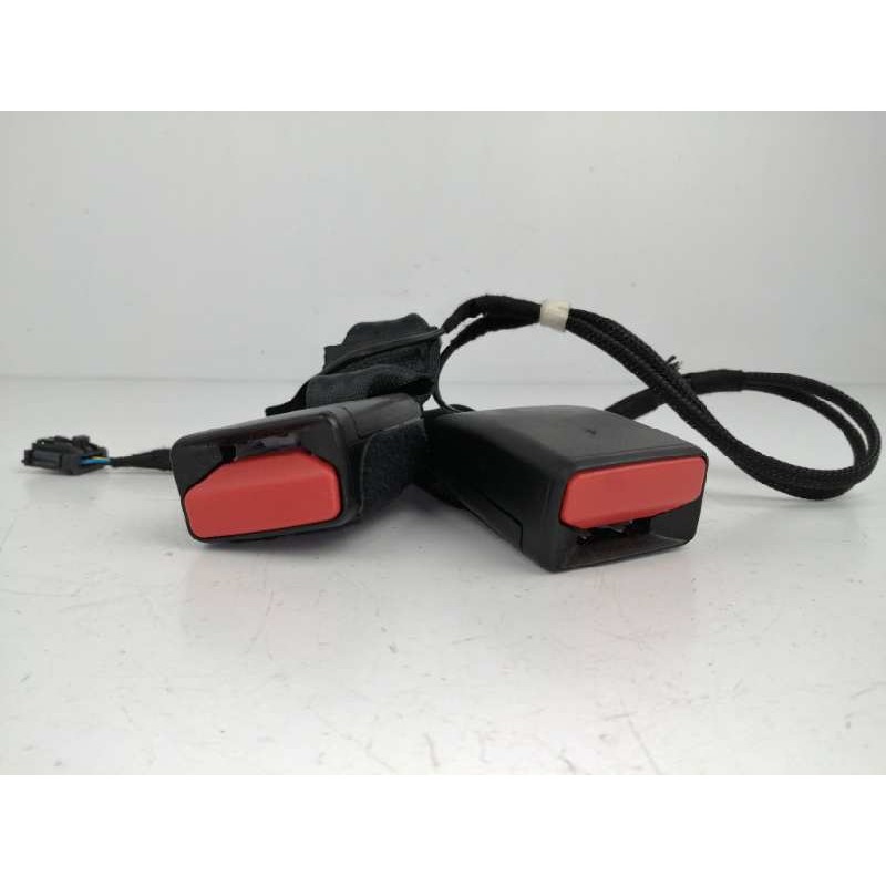 ENGANCHE CINTURON TRASERO CENTRAL TRASERO DOBLE 640351200C