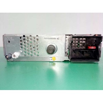 Recambio de sistema audio / radio cd para peugeot 207 gt referencia OEM IAM 96660454XT  