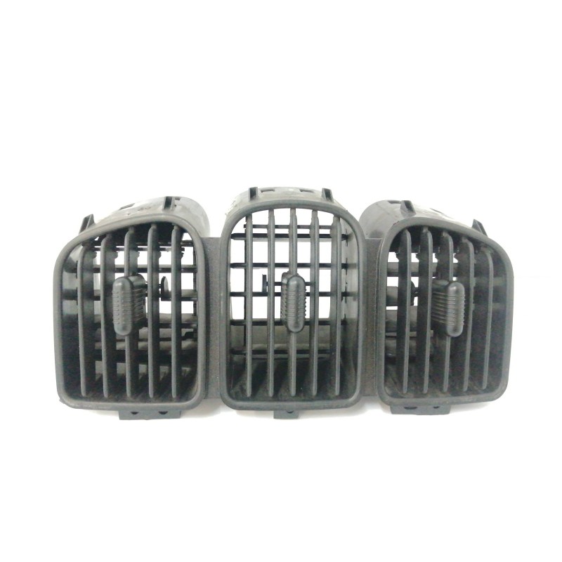 Recambio de rejilla aireadora para chrysler voyager (rg) 2.5 crd cat referencia OEM IAM 05009038AA CENTRAL 05005520AB