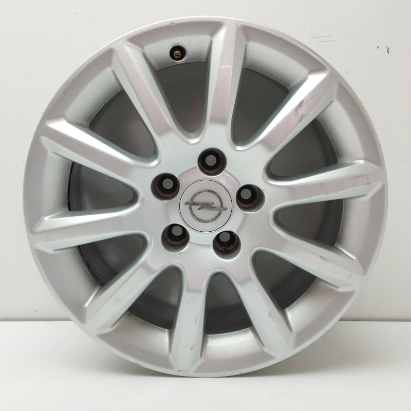 Recambio de llanta para opel astra h berlina 1.7 16v cdti referencia OEM IAM 13116623 6,5JX16 ET37 5H 5X112