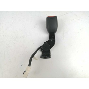 ENGANCHE CINTURON CENTRAL 82455TON01 DERECHO 620637900B