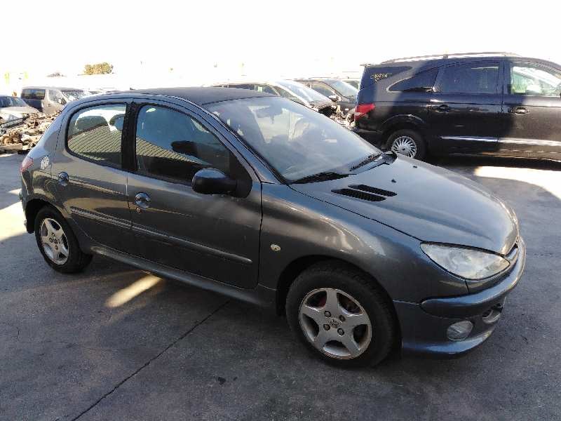 peugeot 206 berlina del año 2006