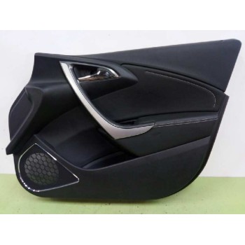 Recambio de guarnecido puerta delantera derecha para opel astra j sports tourer excellence referencia OEM IAM 13321404  