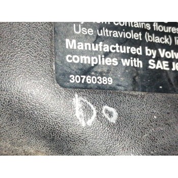 Recambio de panel frontal para volvo v50 familiar 2.0 diesel cat referencia OEM IAM 30760389 30760378 